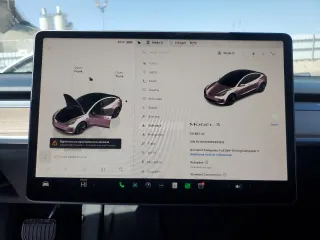 2023 Tesla Model 3 z VIN 5YJ3E1EA0PF451513, wystawiony jako Copart lot #51606425 z przebiegiem 58 482 mil mil oraz Szkoda całkowita • Salvage title. Historia ofert i sprzedaży dostępna na DreamBid. Obrazek 9.