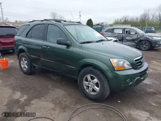 2007 Kia Sorento EX with VIN KNDJD736075691058, listed as a IAAI auction lot 42011418 with 187,712 mi miles. Bid and sale history available at carsss.com. Image 1.