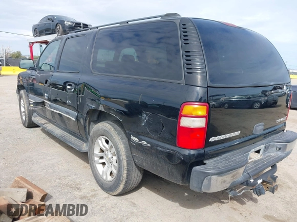 2003 Chevrolet Suburban LS with VIN 3GNEC16T03G334122, listed as a IAAI auction lot 41860521 with 195,648 mi miles. Bid and sale history available at carsss.com. Image 3.