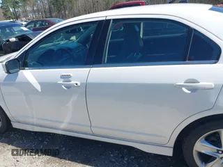2011 Ford Fusion SPORT with VIN 3FAHP0KC1BR278937, listed as a IAAI auction lot 41814087 with 177,272 mi miles. Bid and sale history available at carsss.com. Image 14.