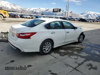 2016 Nissan Altima S with VIN 1N4AL3AP6GN389030, listed as a Copart auction lot 49733305 with 130,879 mi miles and Salvage Title. Bid and sale history available at carsss.com. Image 3.
