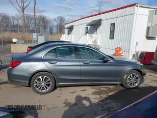 2017 Mercedes-Benz C 300 with VIN 55SWF4KB7HU190308, listed as a IAAI auction lot 41138140 with 71,732 mi miles and . Bid and sale history available at carsss.com. Image 14.