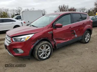 2019 Ford Escape SE z VIN 1FMCU9GD8KUA91072, wystawiony jako Copart lot #80842024 z przebiegiem 84 332 mil mil oraz Szkoda całkowita • Salvage title. Historia ofert i sprzedaży dostępna na DreamBid. Obrazek 1.