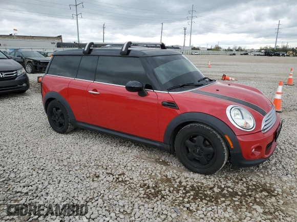 2011 MINI Clubman z VIN WMWZF3C51BT188671, wystawiony jako Copart lot #53154805 z przebiegiem 69 844 mil mil oraz Szkoda całkowita • Salvage title. Historia ofert i sprzedaży dostępna na DreamBid. Obrazek 4.