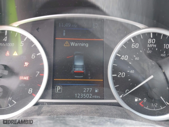 2019 Nissan Sentra SR with VIN 3N1AB7AP3KY333145, listed as a IAAI auction lot 41939140 with 123,502 mi miles. Bid and sale history available at carsss.com. Image 7.