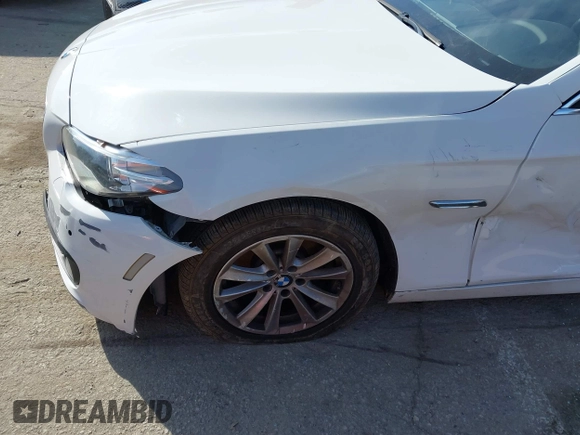 2016 BMW 5 Series 528i z VIN WBA5A5C54GG349104, wystawiony jako IAAI lot #41612678 z przebiegiem 92 449 mil mil oraz . Historia ofert i sprzedaży dostępna na DreamBid. Obrazek 18.