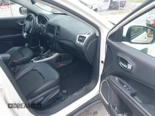 2019 Jeep Compass Latitude with VIN 3C4NJDBB8KT684116, listed as a IAAI auction lot 42596469 with 73,219 mi miles and . Bid and sale history available at DreamBid. Image 5.