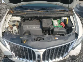 2015 Lincoln MKX z VIN 2LMDJ8JK7FBL34725, wystawiony jako Copart lot #60255785 z przebiegiem 97 496 mil mil oraz Czysty tytuł • Clean title. Historia ofert i sprzedaży dostępna na DreamBid. Obrazek 12.