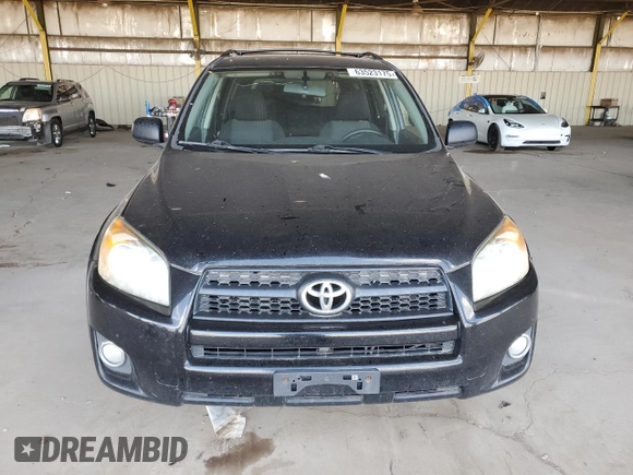 2010 Toyota RAV4 Sport z VIN 2T3RF4DV2AW028639, wystawiony jako Copart lot #63523175 z przebiegiem 144 703 mil mil oraz Czysty tytuł • Clean title. Historia ofert i sprzedaży dostępna na DreamBid. Obrazek 5.