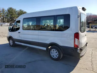 2019 Ford Transit Passenger XL z VIN 1FBAX2CM9KKA36596, wystawiony jako Copart lot #51154695 z przebiegiem 49 212 mil mil oraz Czysty tytuł • Clean title. Historia ofert i sprzedaży dostępna na DreamBid. Obrazek 2.
