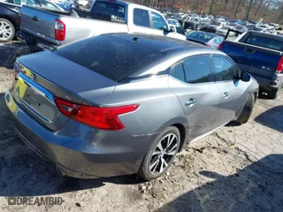 2018 Nissan Maxima SL with VIN 1N4AA6AP2JC387155, listed as a IAAI auction lot 41642025 with 125,621 mi miles. Bid and sale history available at carsss.com. Image 4.