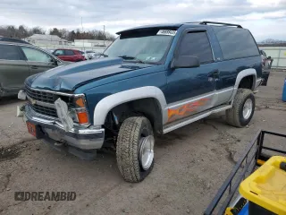 1993 Chevrolet Blazer z VIN 1GNEK18K0PJ341907, wystawiony jako Copart lot #46688435 z przebiegiem 210 382 mil mil oraz Szkoda całkowita • Salvage title. Historia ofert i sprzedaży dostępna na DreamBid. Obrazek 1.