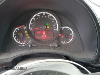 2014 Volkswagen Beetle Entry с VIN 3VWF17ATXEM640078, выставлен на аукционе Copart как лот 47581155 с пробегом 137 606 миль миль и Чистый • Clean title. История ставок и продаж доступна на DreamBid. Изображение 9.