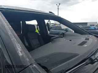 2021 Chevrolet Tahoe LT z VIN 1GNSCNKD5MR282271, wystawiony jako IAAI lot #42705493 z przebiegiem 68 280 mil mil oraz . Historia ofert i sprzedaży dostępna na DreamBid. Obrazek 15.