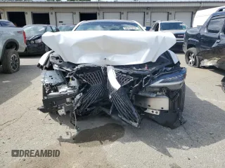 2022 Lexus LS z VIN JTHE5LGF3N5010467, wystawiony jako Copart lot #56491414 z przebiegiem Nie podano mil oraz Nie do naprawy • Non repairable. Historia ofert i sprzedaży dostępna na DreamBid. Obrazek 5.