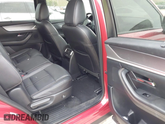 2024 Mazda CX-90 Preferred with VIN JM3KKBHDXR1114186, listed as a IAAI auction lot 41877143 with 29,500 mi miles and . Bid and sale history available at DreamBid. Image 8.
