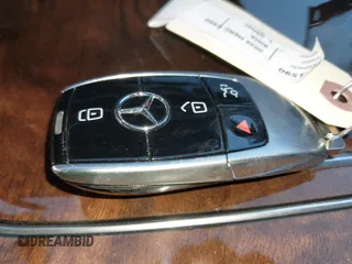 2020 Mercedes-Benz E-Class E 350 with VIN W1KZF8EB4LA823422, listed as a IAAI auction lot 41311710 with 39,027 mi miles. Bid and sale history available at carsss.com. Image 11.