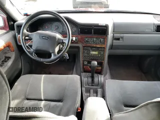 1996 Volvo 960 z VIN YV1KS9603T1085942, wystawiony jako Copart lot #81546584 z przebiegiem 149 865 mil mil oraz Szkody całkowita. Historia ofert i sprzedaży dostępna na DreamBid. Obrazek 8.