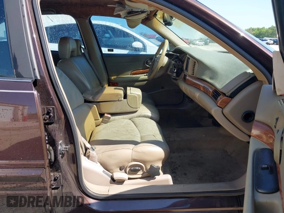 2001 Buick LeSabre Custom with VIN 1G4HP54K11U199802, listed as a IAAI auction lot 42134220 with 218,662 mi miles and . Bid and sale history available at carsss.com. Image 5.
