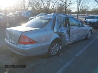 2006 Mercedes-Benz S 430 with VIN WDBNG83J96A481663, listed as a IAAI auction lot 41364480 with Not Provided miles and . Bid and sale history available at carsss.com. Image 4.