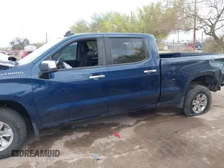 2021 Chevrolet Silverado 1500 LT z VIN 1GCUYDET2MZ373160, wystawiony jako IAAI lot #41970348 z przebiegiem 55 079 mil mil oraz . Historia ofert i sprzedaży dostępna na DreamBid. Obrazek 14.
