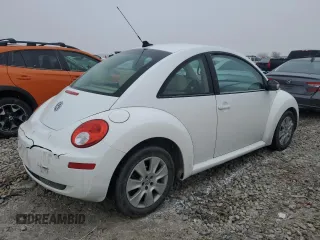 2009 Volkswagen New Beetle Coupe S with VIN 3VWRW31CX9M504143, listed as a Copart auction lot 44986555 with 216,543 mi miles and Salvage Title. Bid and sale history available at carsss.com. Image 3.