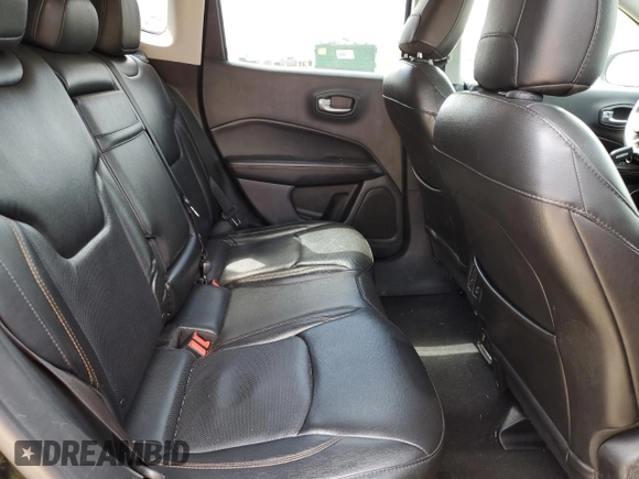 2018 Jeep Compass Limited with VIN 3C4NJDCBXJT399754, listed as a Copart auction lot 52698695 with 99,960 mi miles and Clean Title. Bid and sale history available at DreamBid. Image 10.