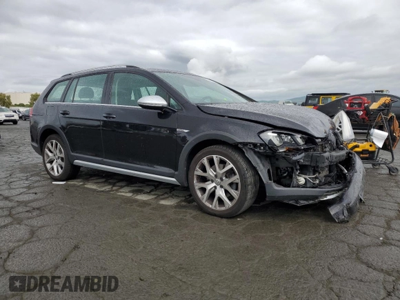 2017 Volkswagen Golf S z VIN 3VWH17AU6HM541294, wystawiony jako Copart lot #53648735 z przebiegiem 49 712 mil mil oraz Szkoda całkowita • Salvage title. Historia ofert i sprzedaży dostępna na DreamBid. Obrazek 4.