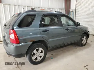 2009 Kia Sportage LX with VIN KNDJE723X97561560, listed as a Copart auction lot 49766995 with 130,623 mi miles and Salvage Title. Bid and sale history available at DreamBid. Image 3.