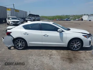 2020 Acura ILX Premium with VIN 19UDE2F79LA001599, listed as a IAAI auction lot 42167075 with 52,208 mi miles and . Bid and sale history available at DreamBid. Image 12.