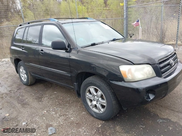 2004 Toyota Highlander with VIN JTEDP21A440003078, listed as a IAAI auction lot 42092972 with 169,640 mi miles. Bid and sale history available at carsss.com. Image 1.