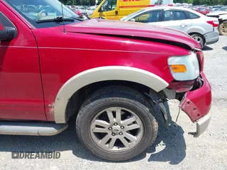 2010 Ford Explorer Eddie Bauer с VIN 1FMEU7E84AUA60838, выставлен на аукционе IAAI как лот 42561249 с пробегом 164 107 миль миль и . История ставок и продаж доступна на DreamBid. Изображение 13.