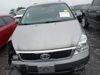 2011 Kia Sedona EX with VIN KNDMH4C71B6396661, listed as a IAAI auction lot 41412771 with 175,192 mi miles. Bid and sale history available at carsss.com. Image 12.