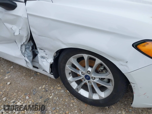 2019 Ford Fusion SE with VIN 3FA6P0H74KR278299, listed as a IAAI auction lot 41929565 with 53,425 mi miles. Bid and sale history available at carsss.com. Image 6.