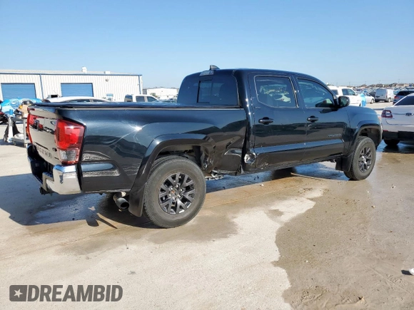 2022 Toyota Tacoma SR5 with VIN 3TMBZ5DN8NM033317, listed as a Copart auction lot 52453795 with 41,473 mi miles and Clean title. Bid and sale history available at DreamBid. Image 3.