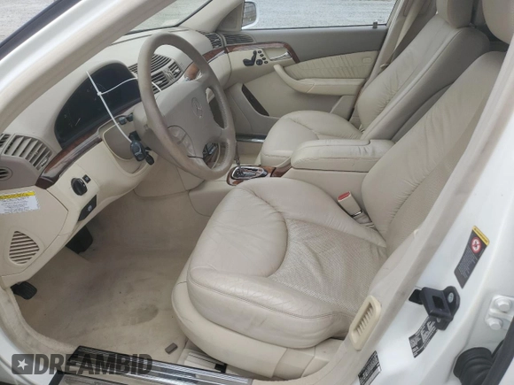 2006 Mercedes-Benz S-Class 4.3L with VIN WDBNG70J46A474165, listed as a Copart auction lot 71414334 with 152,755 mi miles and Salvage Title. Bid and sale history available at carsss.com. Image 7.