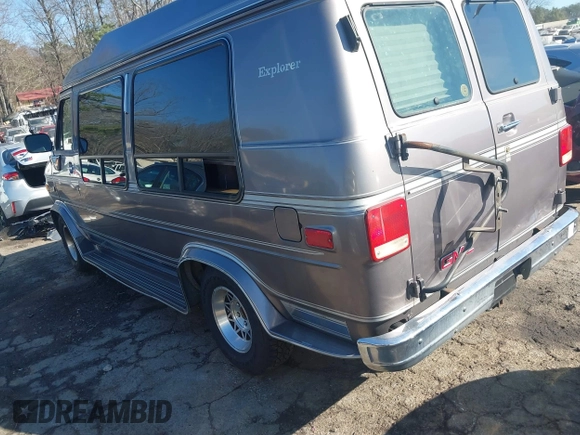 1993 GMC Vandura z VIN 1GDEG25KXPF515274, wystawiony jako IAAI lot #41663966 z przebiegiem 112 288 mil mil oraz . Historia ofert i sprzedaży dostępna na DreamBid. Obrazek 3.