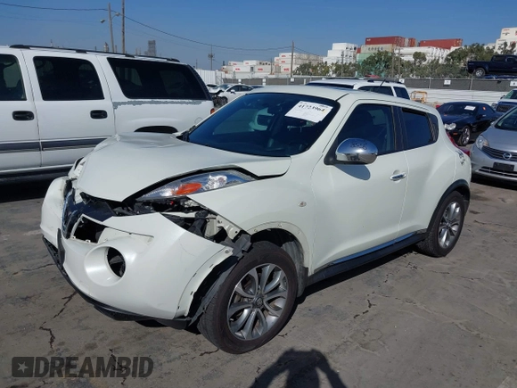2011 Nissan Juke SL with VIN JN8AF5MV8BT015065, listed as a IAAI auction lot 41723964 with 125,687 mi miles. Bid and sale history available at carsss.com. Image 2.