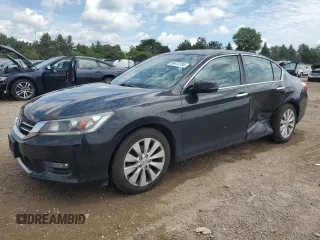 2015 Honda Accord EX-L with VIN 1HGCR2F82FA102870, listed as a Copart auction lot 58413795 with 104,669 mi miles and Salvage title. Bid and sale history available at DreamBid. Image 1.