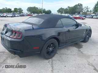 2014 Ford Mustang V6 с VIN 1ZVBP8EM6E5293246, выставлен на аукционе IAAI как лот 42518682 с пробегом 137 578 миль миль и . История ставок и продаж доступна на DreamBid. Изображение 4.