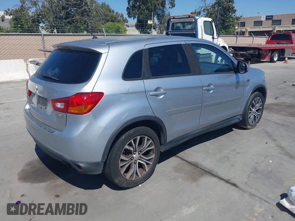 2016 Mitsubishi Outlander ES with VIN JA4AP3AU8GZ043925, listed as a IAAI auction lot 42790331 with 213,066 mi miles and . Bid and sale history available at DreamBid. Image 4.