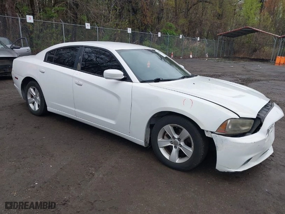 2012 Dodge Charger SE with VIN 2C3CDXBG0CH190147, listed as a IAAI auction lot 41975277 with 239,977 mi miles. Bid and sale history available at carsss.com. Image 1.