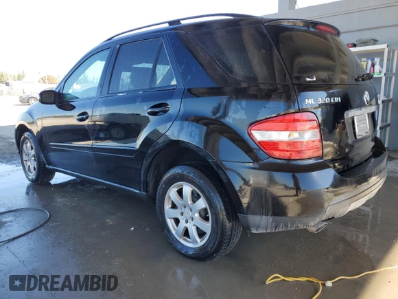 2007 Mercedes-Benz M 320 CDI with VIN 4JGBB22E97A224942, listed as a Copart auction lot 83970774 with 196,358 mi miles and Clean Title. Bid and sale history available at carsss.com. Image 2.