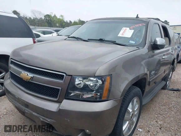 2014 Chevrolet Tahoe LT with VIN 1GNSCBE08ER106419, listed as a IAAI auction lot 41789896 with 99,420 mi miles and . Bid and sale history available at DreamBid. Image 17.