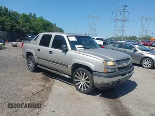 2005 Chevrolet Avalanche LS with VIN 3GNEC12Z05G254512, listed as a IAAI auction lot 42584852 with 100,907 mi miles and . Bid and sale history available at DreamBid. Image 1.