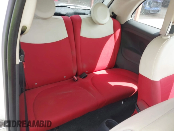 2012 FIAT 500 Pop z VIN 3C3CFFAR1CT365486, wystawiony jako IAAI lot #42024218 z przebiegiem 181 293 mil mil oraz . Historia ofert i sprzedaży dostępna na DreamBid. Obrazek 8.