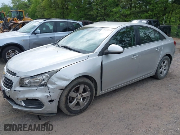 2015 Chevrolet Cruze LT with VIN 1G1PC5SB1F7132548, listed as a IAAI auction lot 39232315 with 155,819 mi miles and . Bid and sale history available at DreamBid. Image 2.