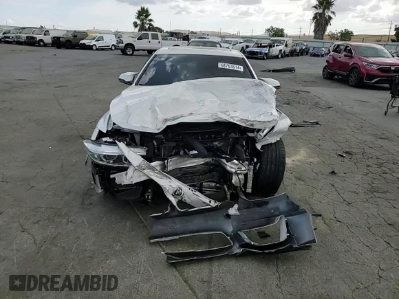 2015 BMW M4 with VIN WBS3R9C53FK334270, listed as a Copart auction lot 68763514 with 71,816 mi miles and Salvage Title. Bid and sale history available at carsss.com. Image 10.