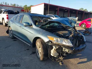 2014 Honda Crosstour EX-L with VIN 5J6TF2H5XEL002085, listed as a IAAI auction lot 40675879 with 1 mi miles. Bid and sale history available at carsss.com. Image 1.