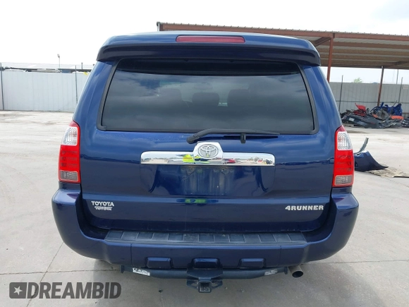 2007 Toyota 4Runner SR5 with VIN JTEZU14R070088127, listed as a IAAI auction lot 41938132 with 289,180 mi miles. Bid and sale history available at carsss.com. Image 17.